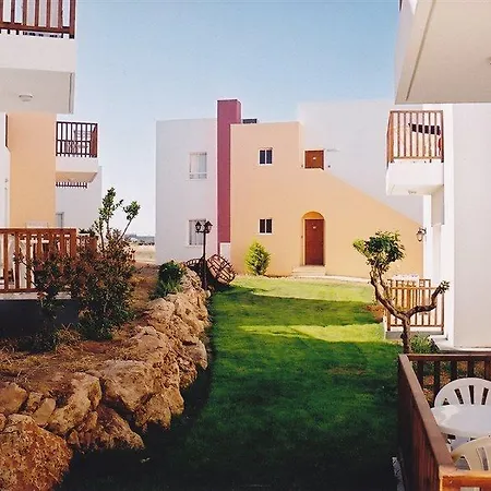 Hotel Akti & Village 4*