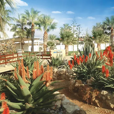 Akti & Village Χλώρακα