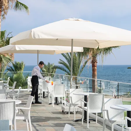 Ξενοδοχείο Akti & Village