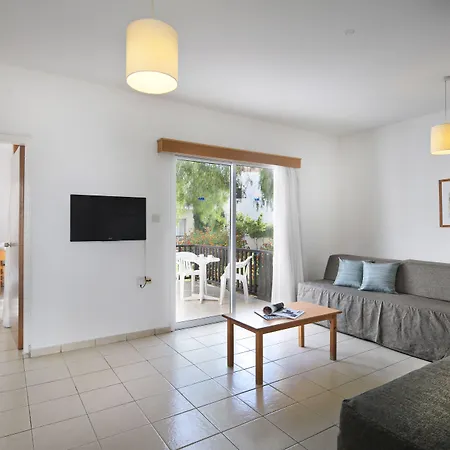 Szálloda Akti & Village 4*