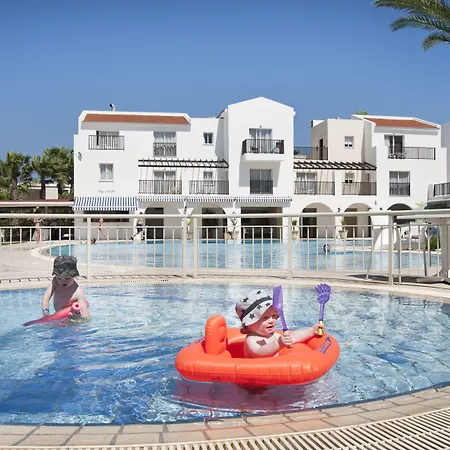 Akti & Village Szálloda 4*