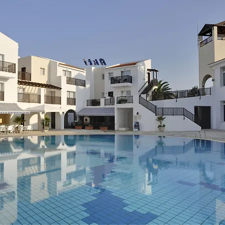 Szálloda Akti & Village