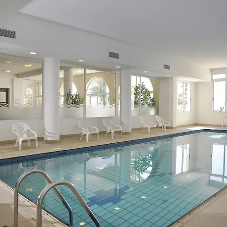 Akti & Village فندق 4*