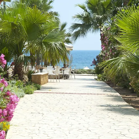 فندق Akti & Village Klorakas