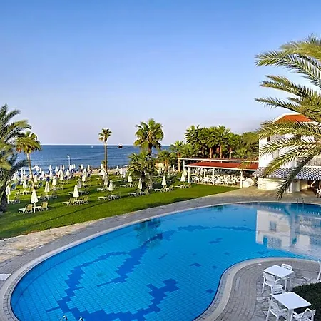 Hotel Akti & Village 4*