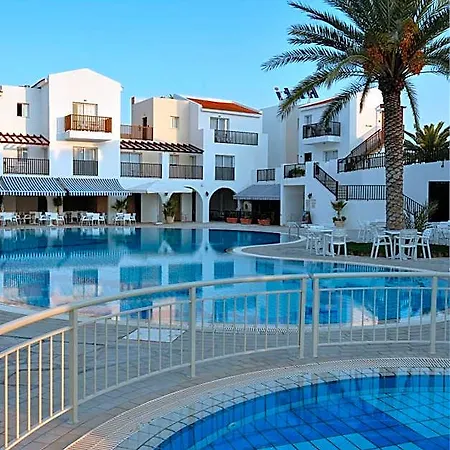 Hotel Akti & Village Klorakas