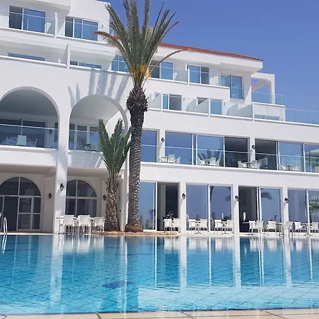Akti & Village فندق Klorakas