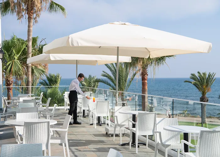 Hotel Akti & Village