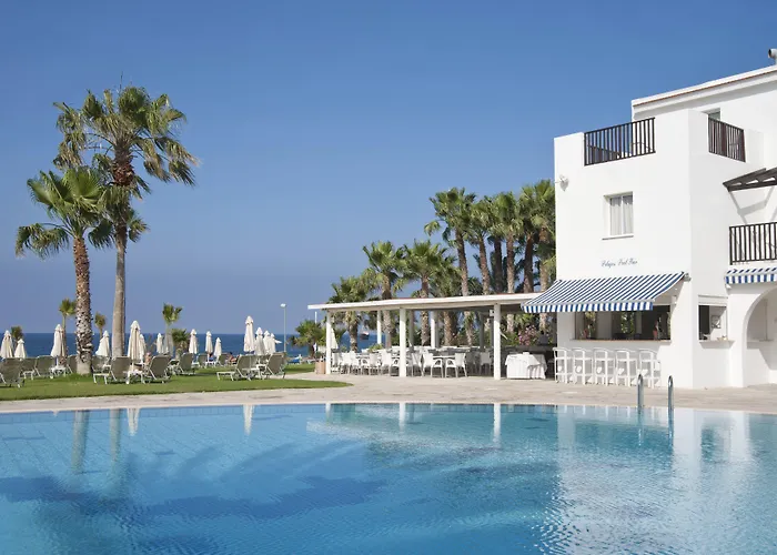 Hotel Akti & Village 4*