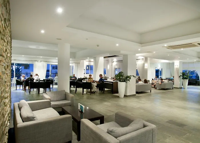 Akti & Village Hotel 4*