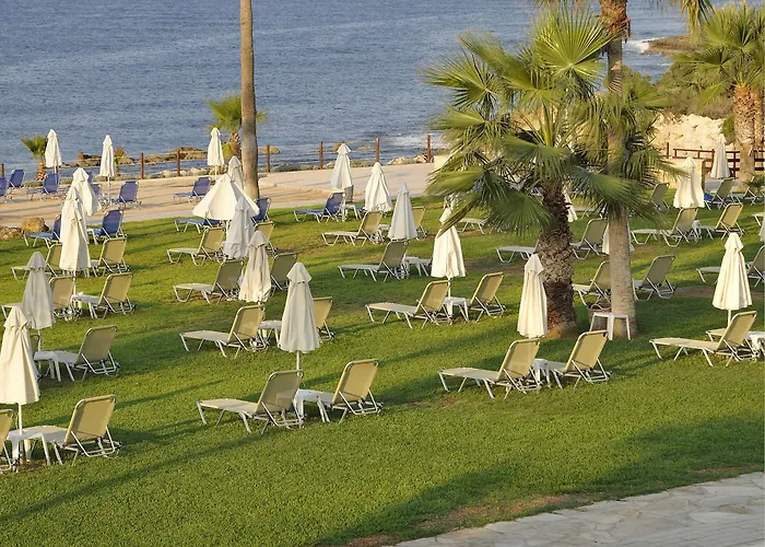 Hotel Akti & Village 4*