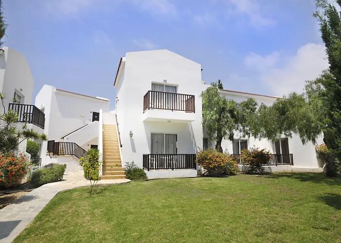 Akti & Village 4* Klorakas