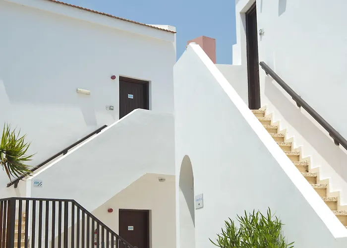 Akti & Village Klorakas