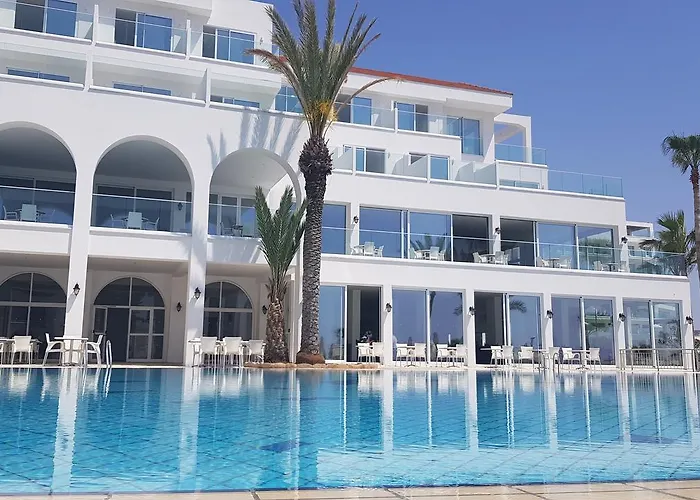 Akti & Village Hotel Klorakas