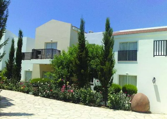 Akti & Village 4* Klorakas