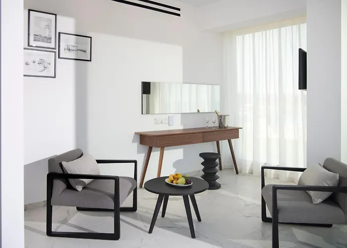 Hotel Akti & Village 4*